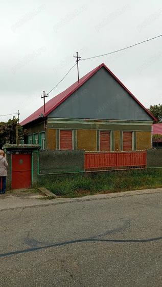 Casă cu 3 camere cu Teren 3200 Mp în Husasău de Tinca