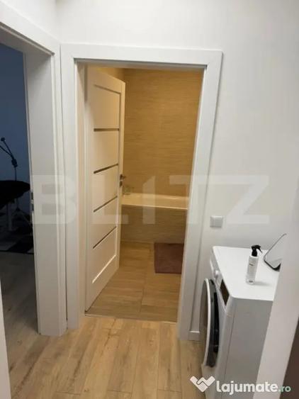 Apartament cu 3 camere decomandat, mobilat în Central