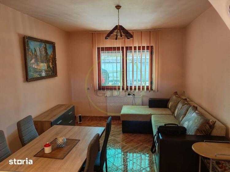 Casă cu 5 camere cu Teren 1300 Mp în Ideciu de Jos