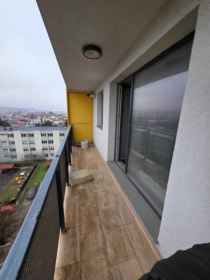 Apartament cu 3 camere nedecomandat în Central