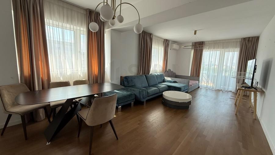 Apartament cu 3 camere decomandat, mobilat în Eminescu