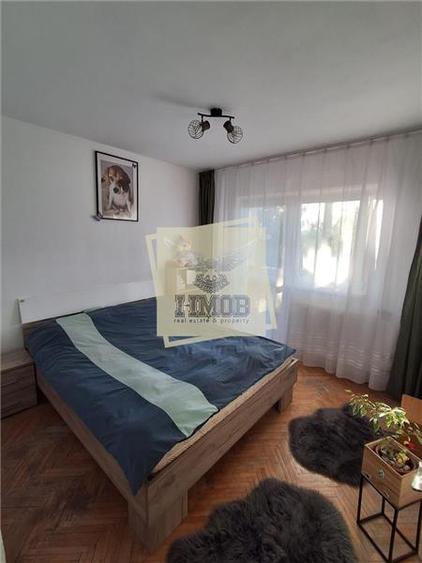 Apartament cu 3 camere decomandat, mobilat în Calea Poplăcii