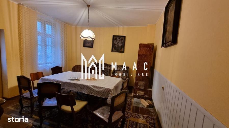 Casă cu 4 camere cu Teren 2800 Mp în Central