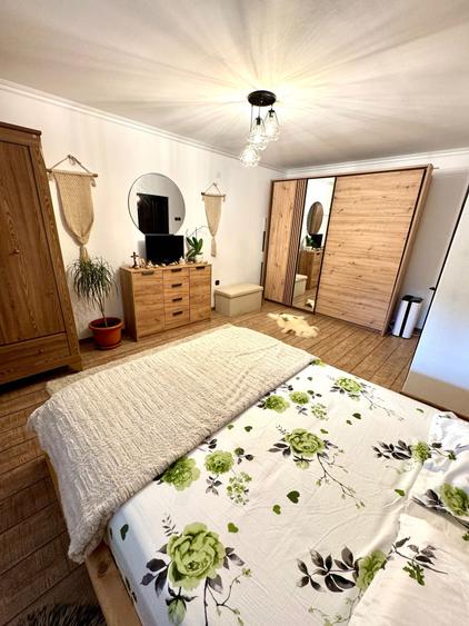 Casă cu 4 camere în Rădeni