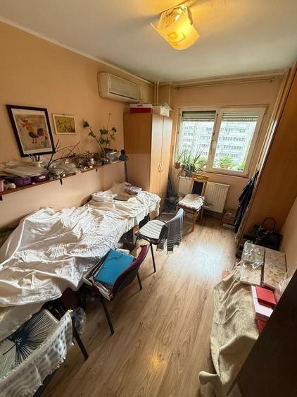 Apartament cu 3 camere decomandat, mobilat în Titulescu
