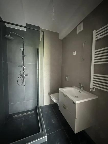 Apartament cu 3 camere decomandat în Albert