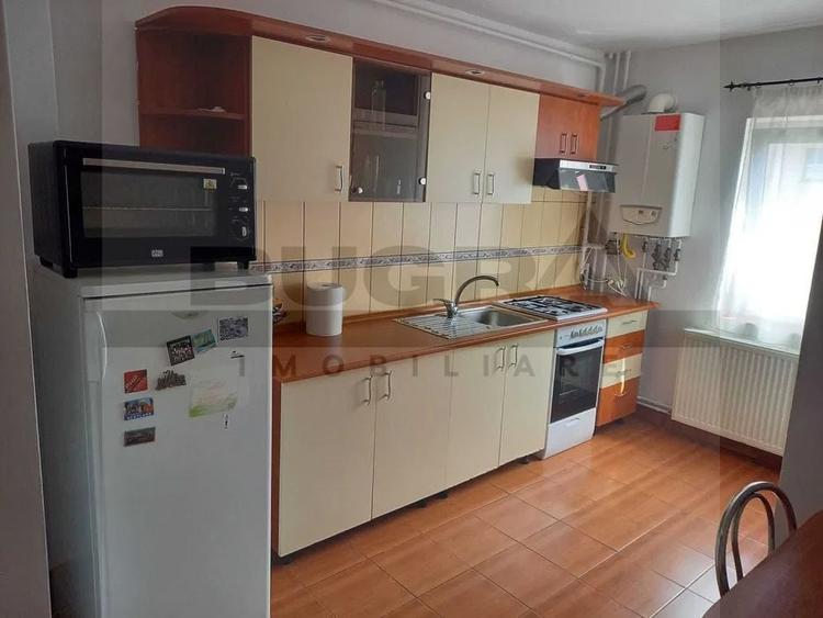 Apartament cu 2 camere, 50 mp, decomandat, etaj intermediar,str Meteor - 6