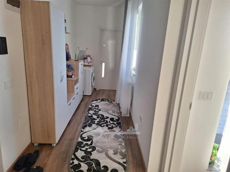 Apartament cu 2 camere decomandat în Cug