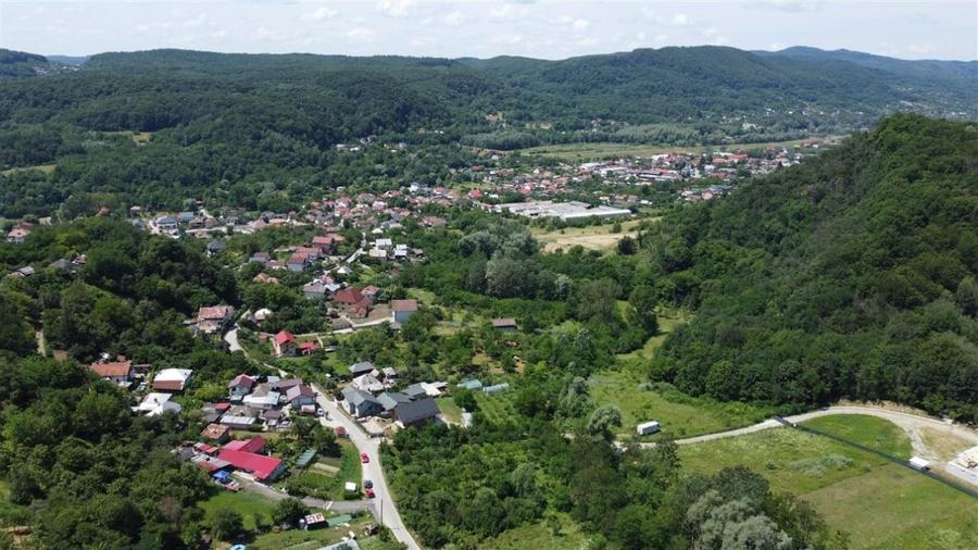 Teren Construcții intravilan de 5681 mp, în Vlădești
