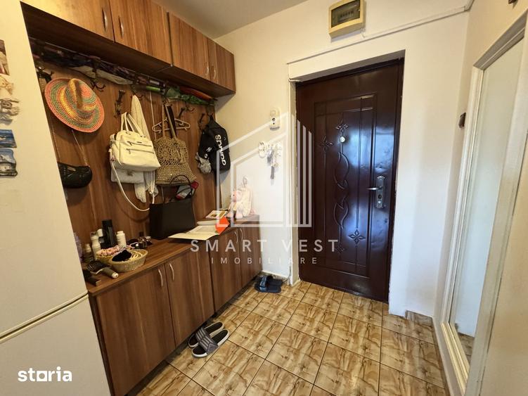 Apartament cu 2 camere semidecomandat în Burdea