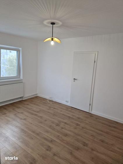 Apartament cu 2 camere, mobilat în Central