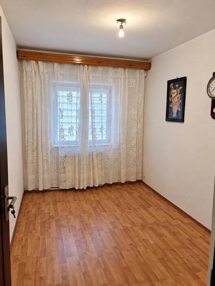 Apartament cu 3 camere decomandat în Ultracentral