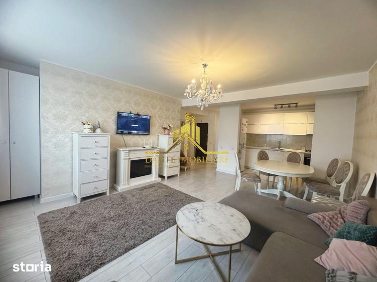 Apartament cu 3 camere semidecomandat, mobilat în Borhanci