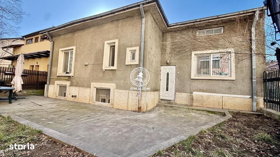 Casă cu 4 camere în Dorobanț