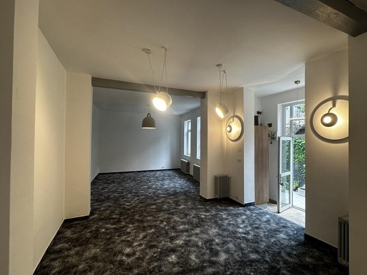 Casă individuală cu 5 camere cu Teren 350 Mp în Calea Călărașilor