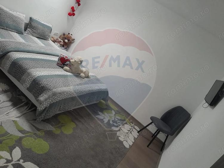 Casă cu 4 camere cu Teren 2500 Mp în Oeștii Pământeni