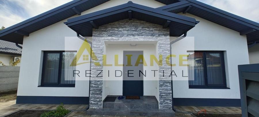 Casă individuală cu 3 camere decomandat cu Canalizare în Berceni