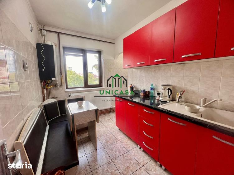 Apartament cu 3 camere decomandat în Nord
