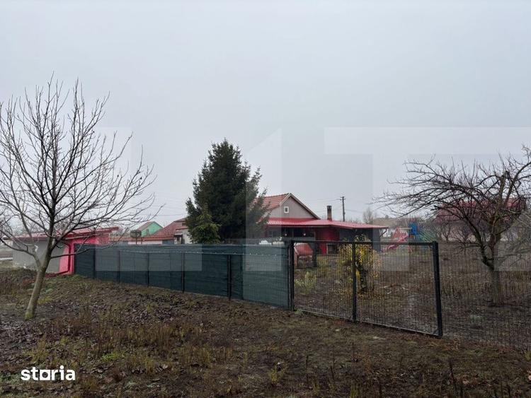 Casă cu 3 camere cu Teren 1400 Mp în Iratoșu