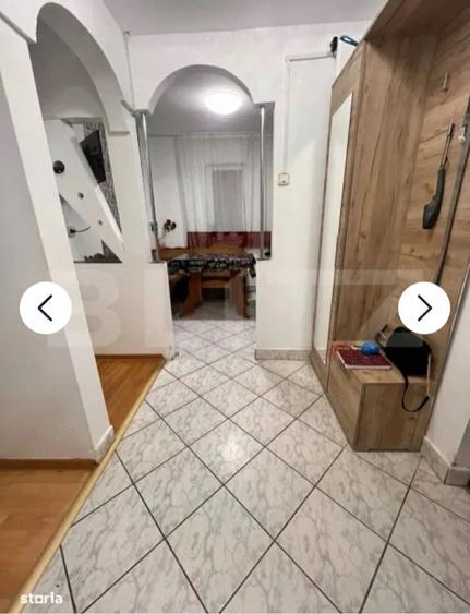 Apartament cu 4 camere decomandat în Central