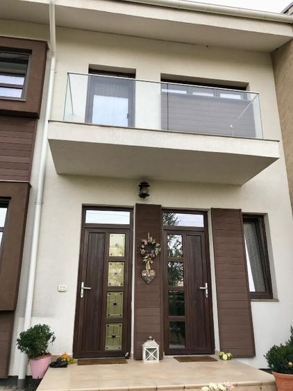 Apartament cu 3 camere decomandat, mobilat în Torontalului