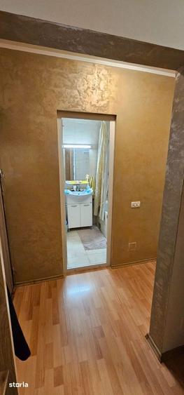 Garsonieră decomandată în Inel I