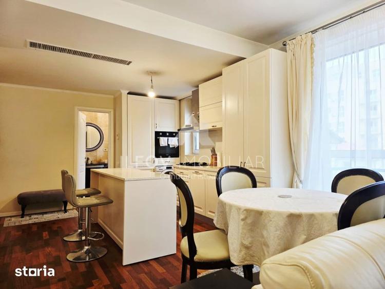 Apartament cu 3 camere, mobilat în Central