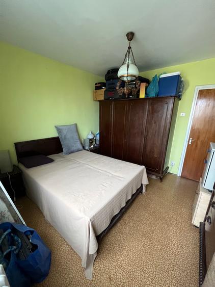 Apartament cu 3 camere decomandat în Tineretului