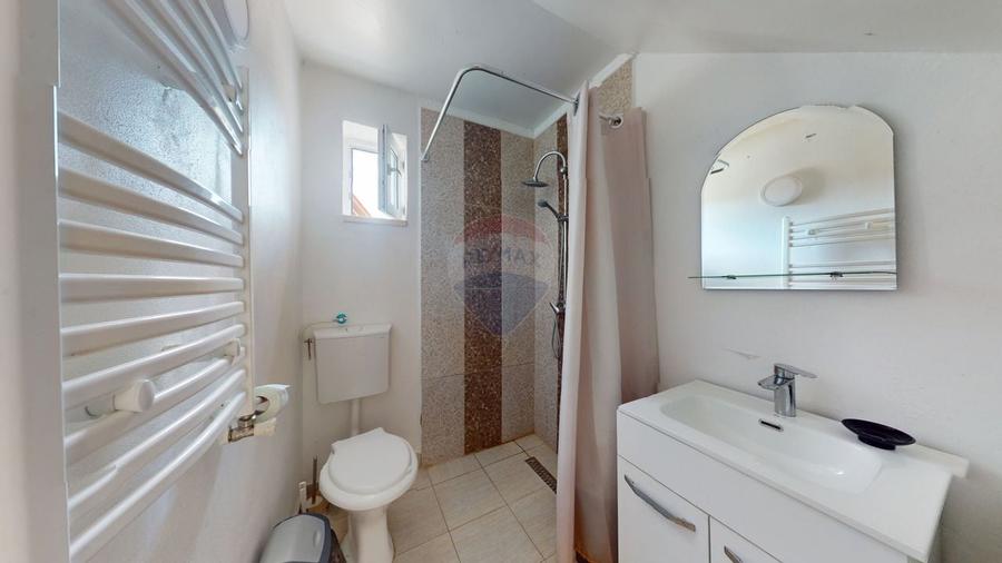 Hotel/Pensiune, de 310 mp, în Bran