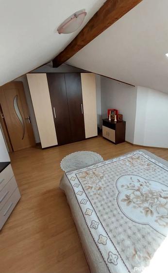 Apartament cu 3 camere decomandat, mobilat în Central