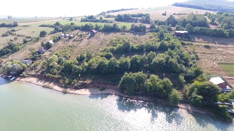 Teren Construcții intravilan de 5800 mp, în Pădureni