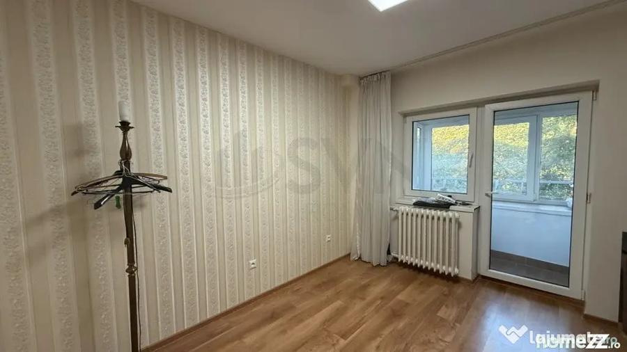 Apartament cu 5 camere decomandat în Unirii