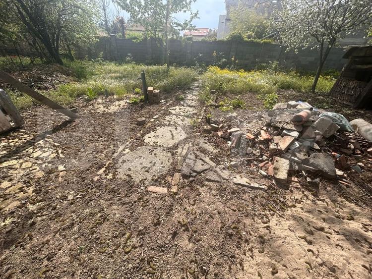 Casă individuală cu 5 camere cu Canalizare în Olimpia-Stadion
