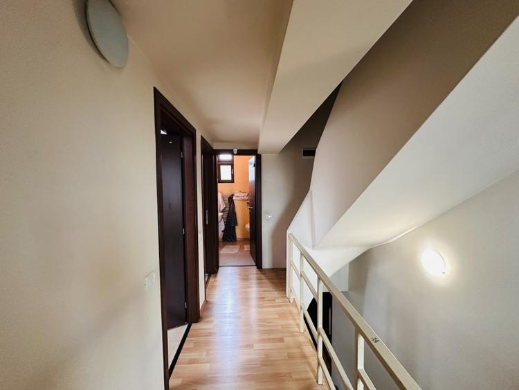 Duplex cu 5 camere cu Canalizare în Chiajna