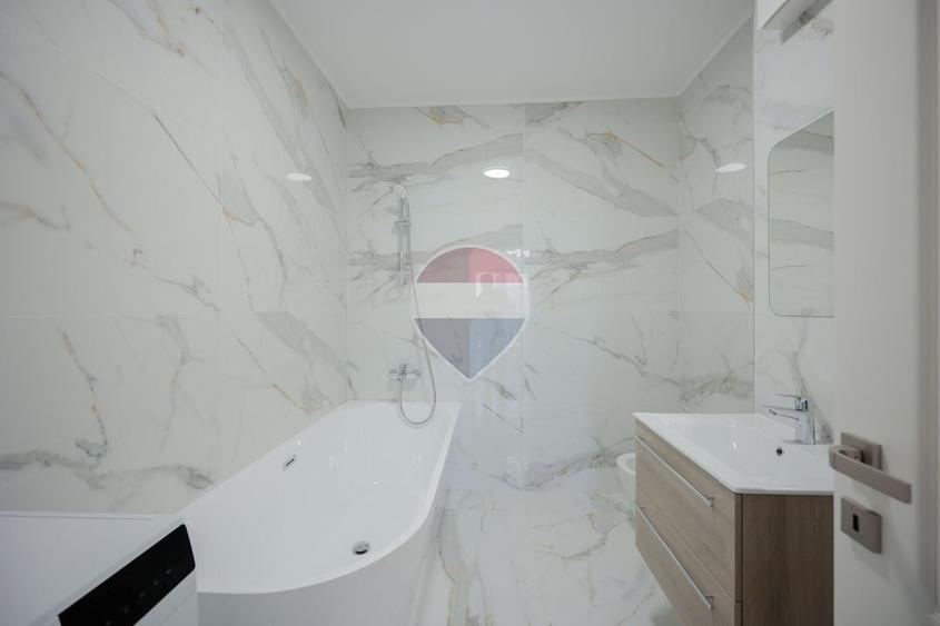 Apartament cu 3 camere semidecomandat, mobilat în Iosia