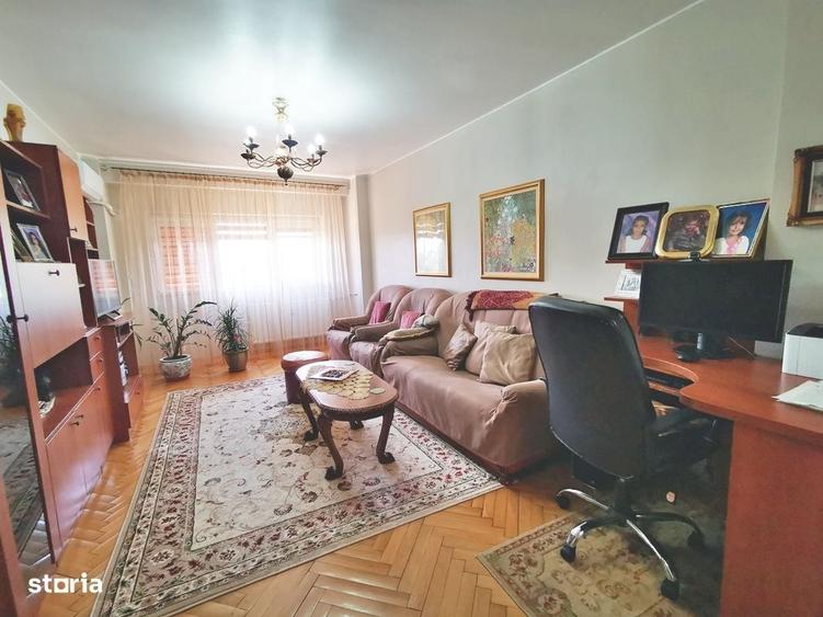 Apartament cu 4 camere în Ultracentral