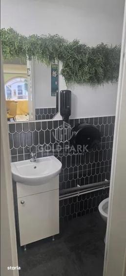 Spațiu comercial, de 164 mp, în Central