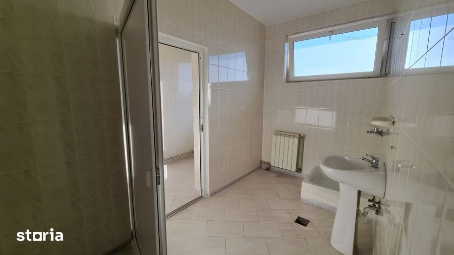 Spațiu comercial, de 170 mp, în Dobroești