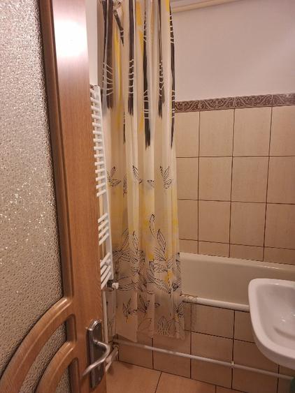 Garsonieră decomandată în Calea Romanului