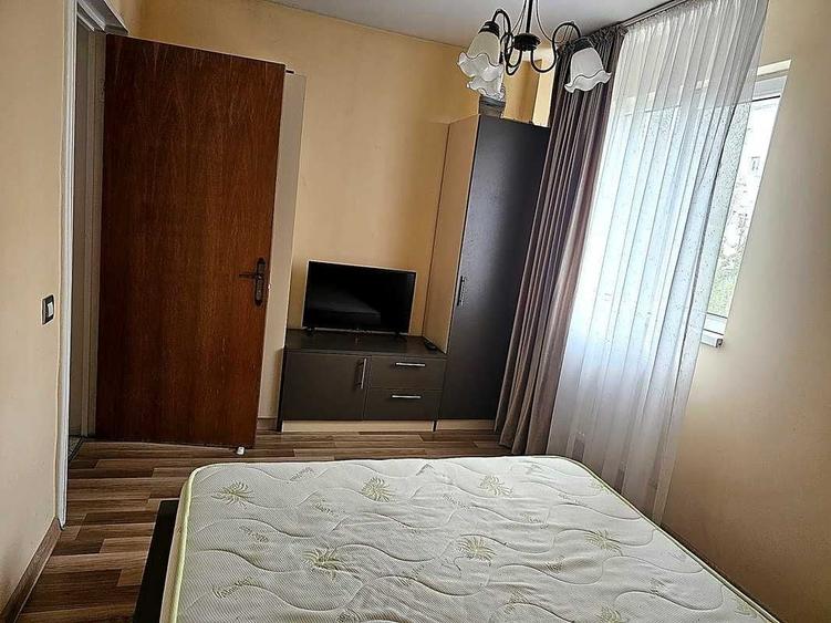 Apartament cu 2 camere decomandat în Compozitorilor