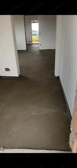 Casă cu 7 camere cu Teren 420 Mp în Central