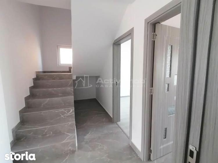 Casă cu 5 camere cu Canalizare în Rahova