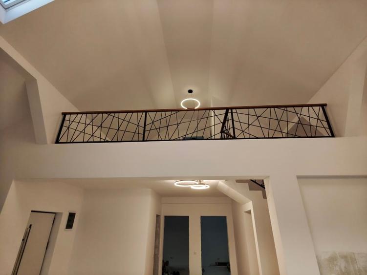 Casă individuală cu 4 camere cu Garaj în Corbeanca