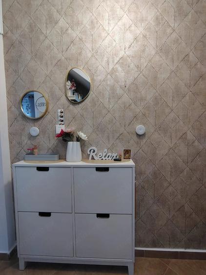 Apartament cu 2 camere decomandat în Giroc