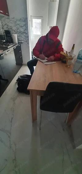Garsonieră decomandată în Central