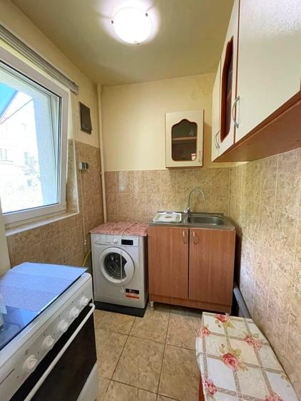Garsonieră semidecomandată în Podu Roș