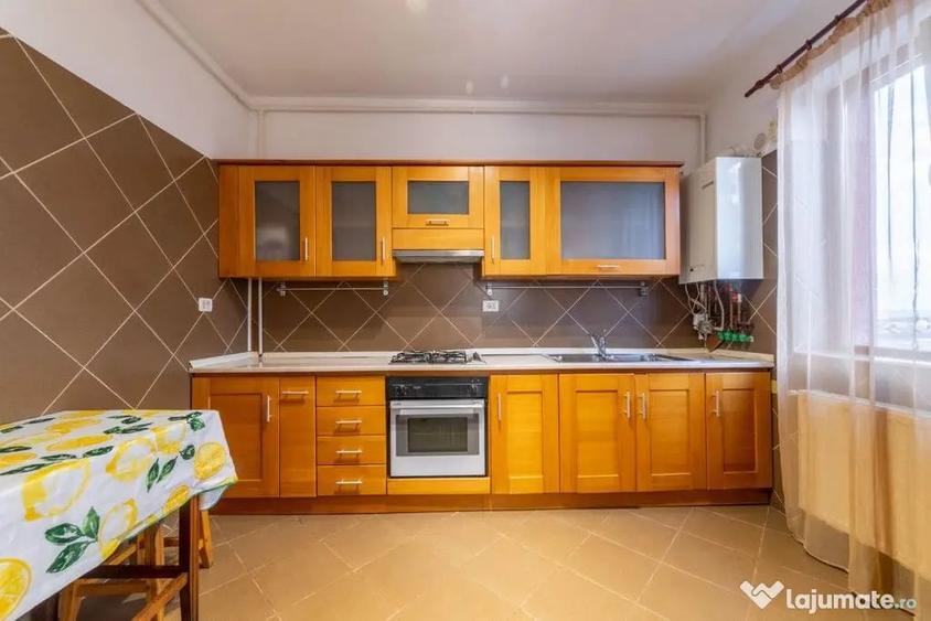 Apartament cu 2 camere decomandat în Găvana