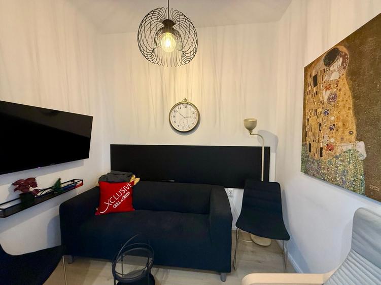 Apartament cu 5 camere decomandat, mobilat în Cișmigiu