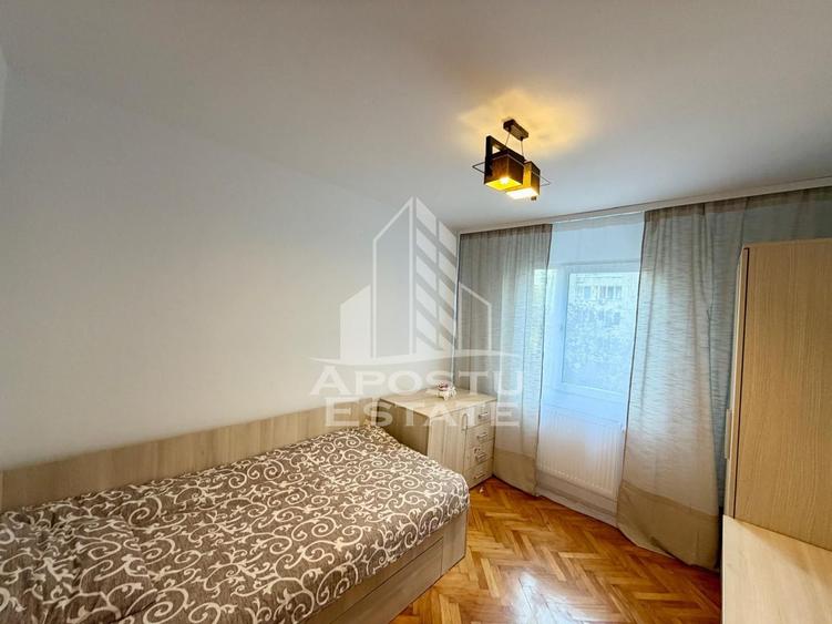 Apartament cu 3 camere semidecomandat, mobilat în Circumvalațiunii