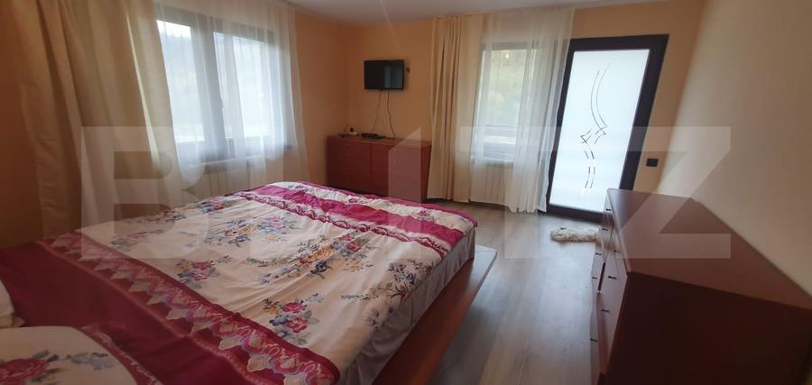 Casă individuală cu 8 camere cu Teren 5955 Mp în Vatra Dornei
